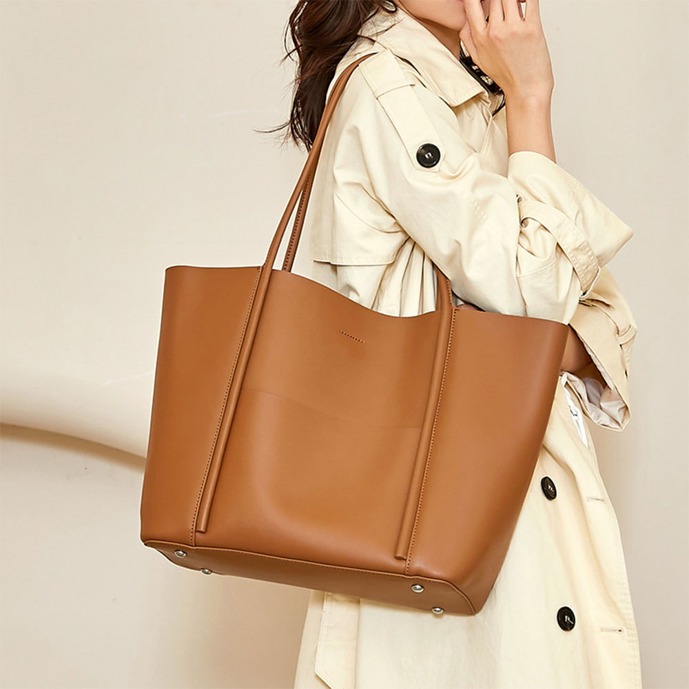 Khaki Leather Large Tote Bag With Inner Pouch Handbags For Work | PRUSES