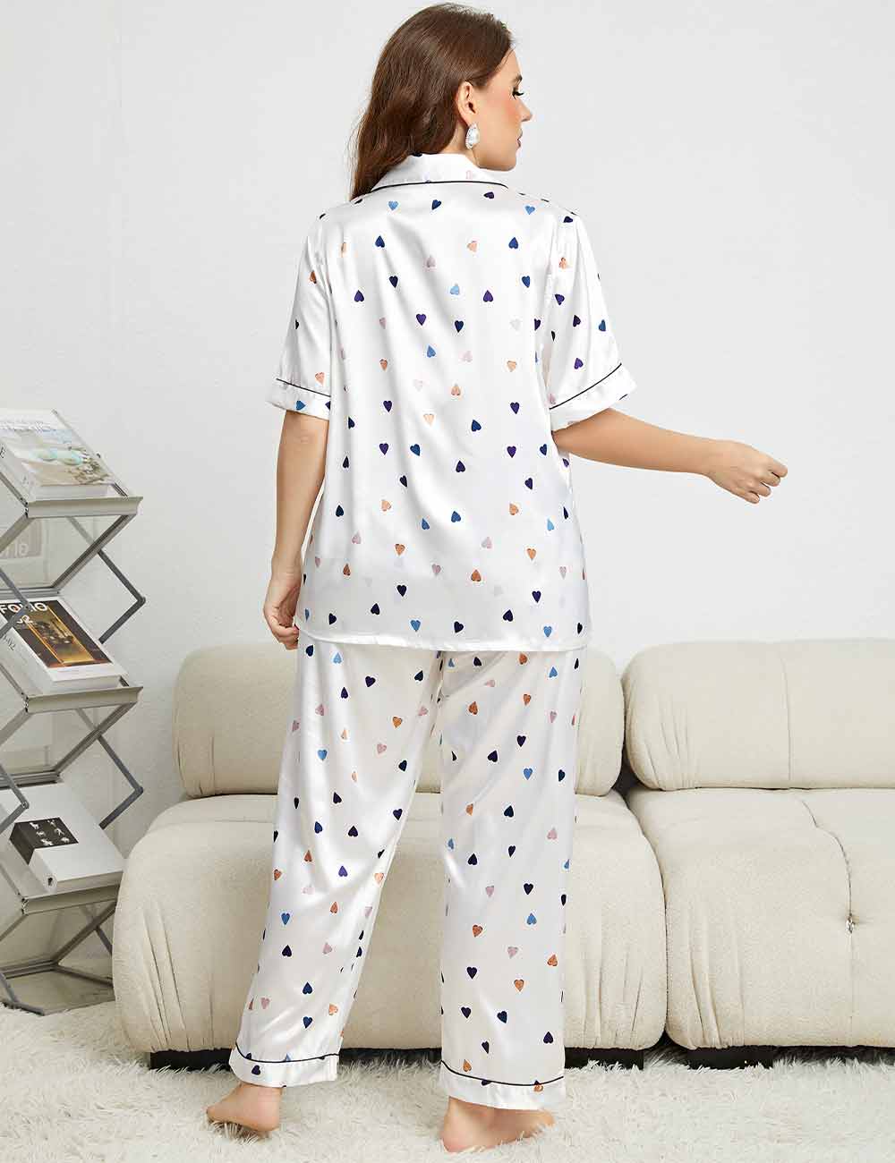 Plus Size White Heart Print Satin Short Sleeve Pajamas Back View