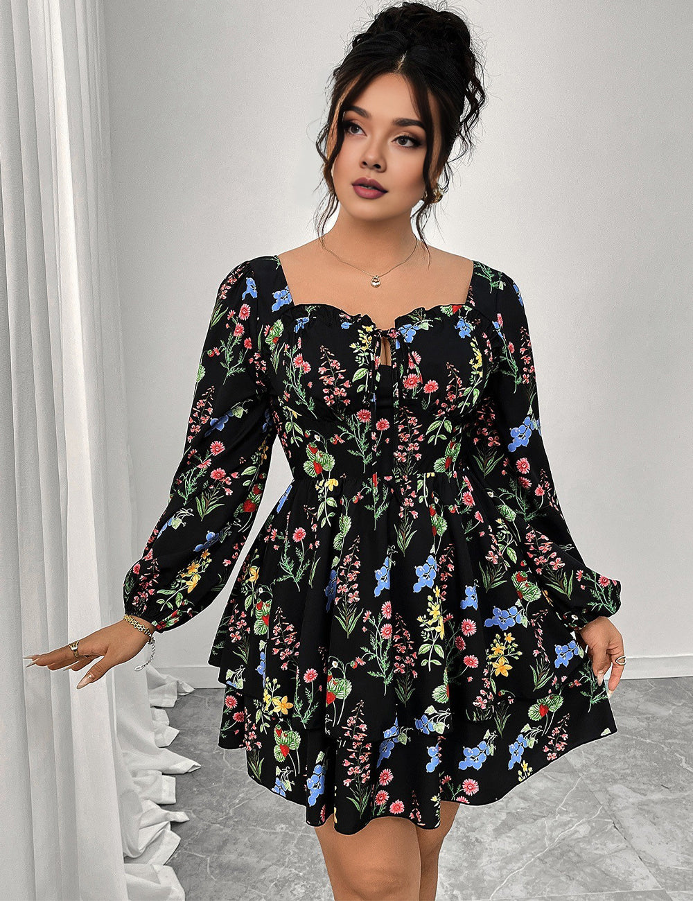 Women Plus Size Elegant Floral Print Square Neck Mini Dress