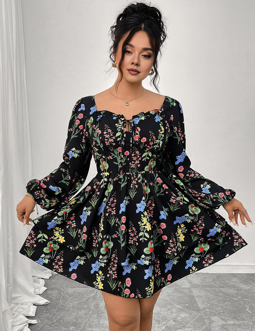 Women Plus Size Elegant Floral Print Square Neck Mini Dress