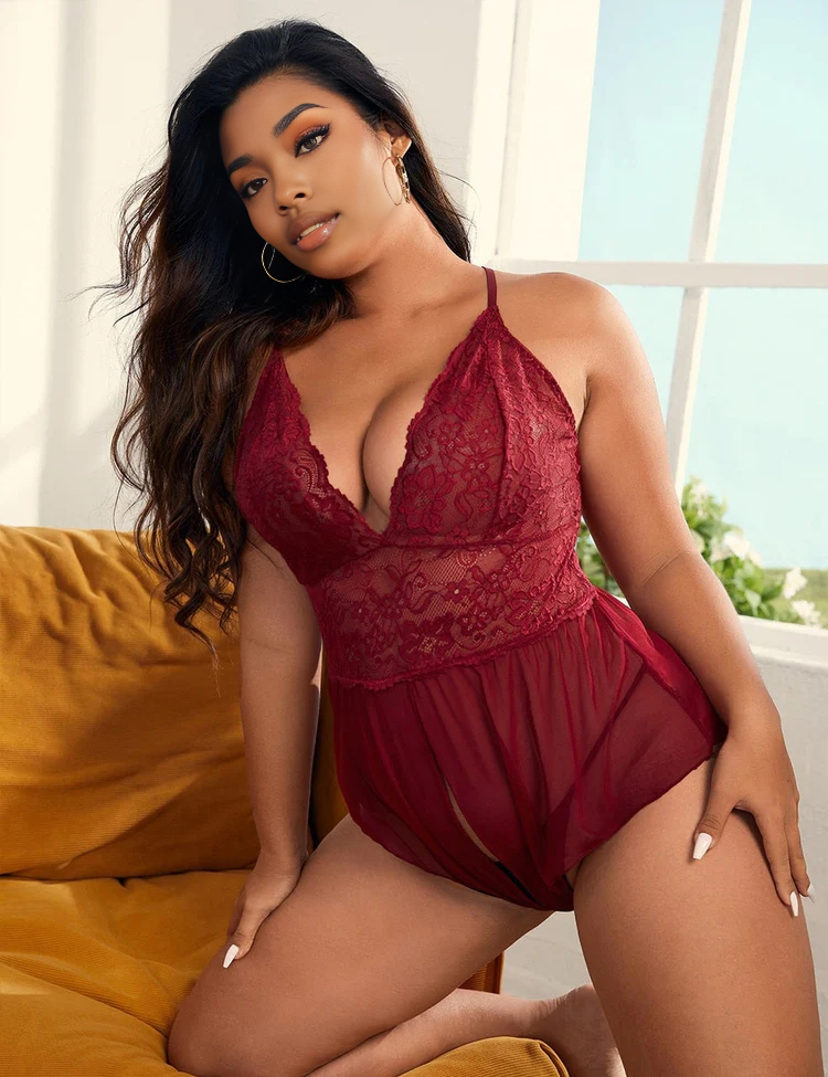 Women Plus Size Exquisite Lace Sleeve Teddy Bear-3