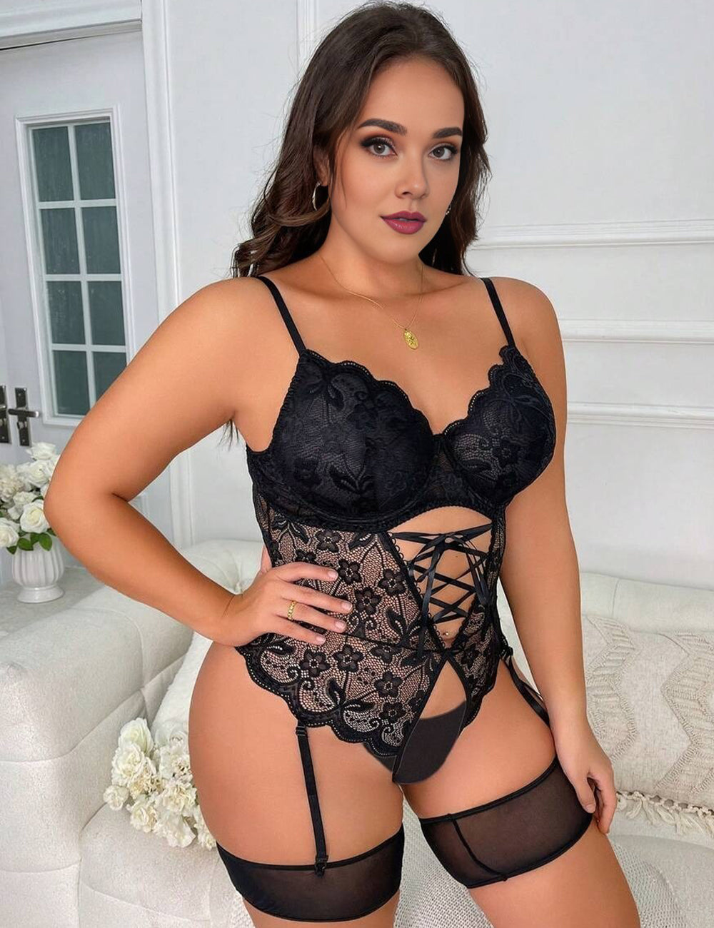 Women Plus Size Floral Lace Scallop Trim Garter Bustier Set