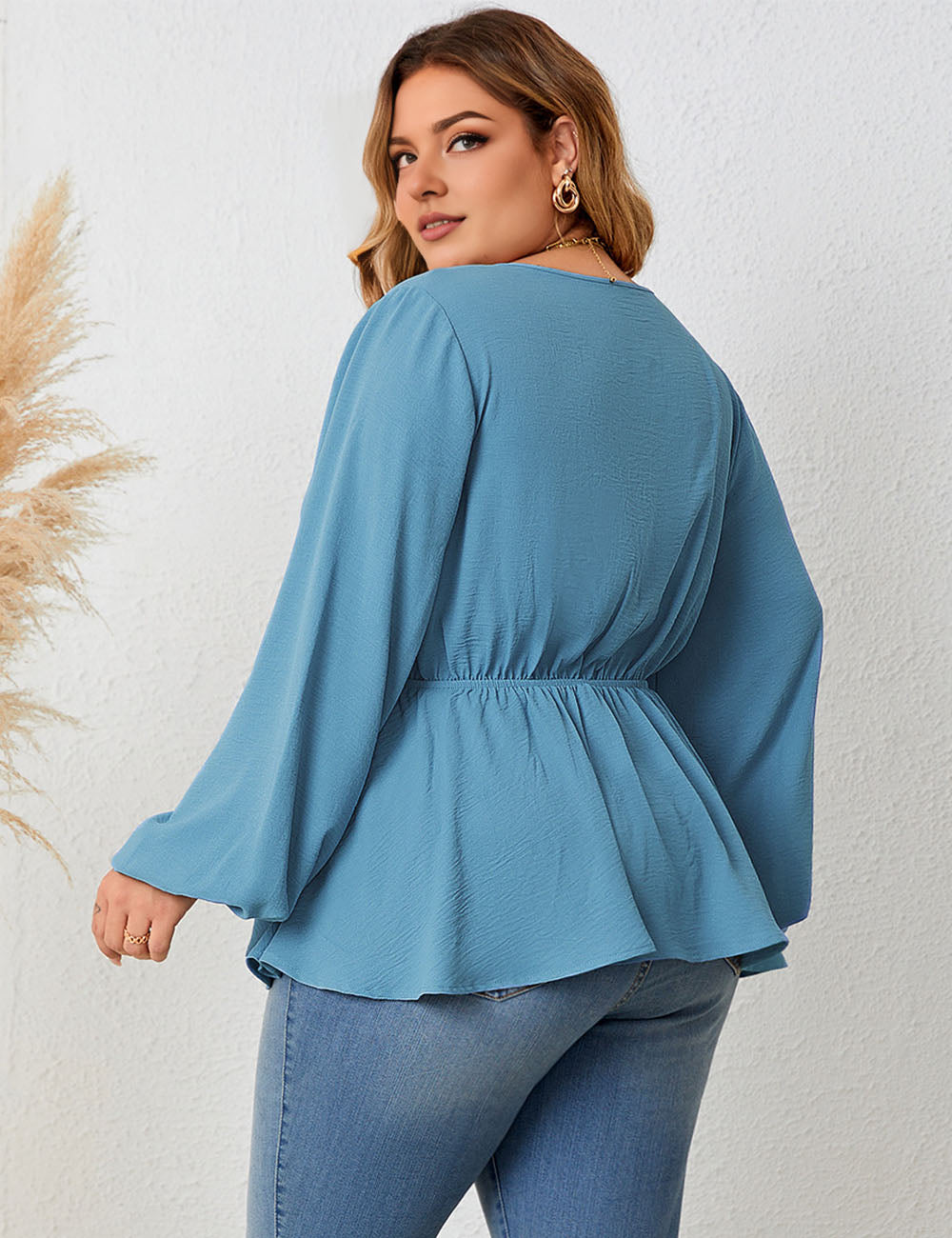 Women_Plus_Size_V-Neck_Lace_Long-Sleeved_Shirt_Blue_PRUSES_4