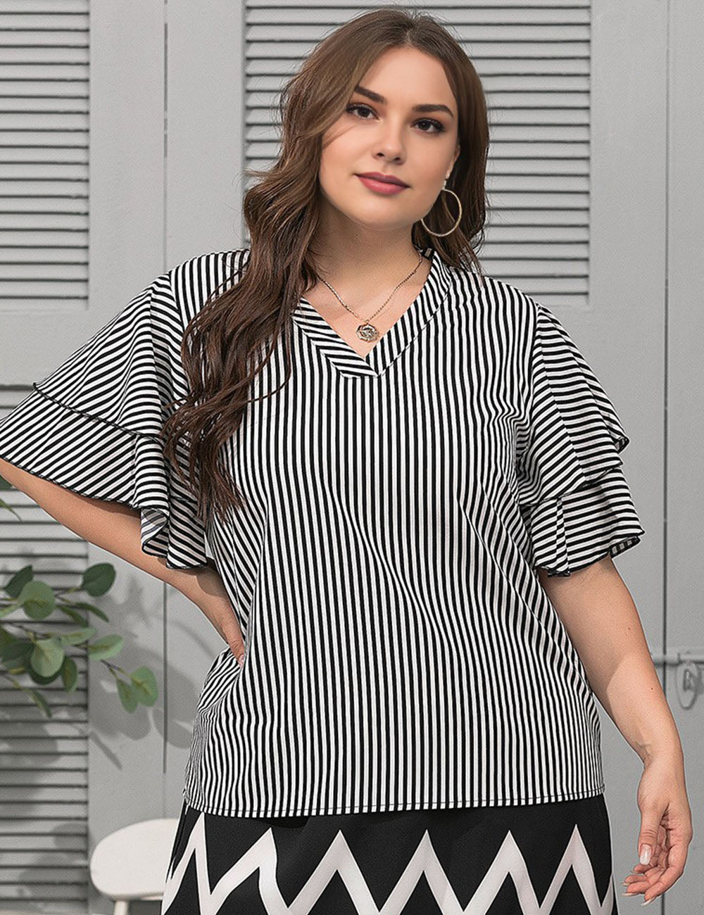 Women_Plus_Size_V-Neck_Ruffle_Sleeves_Striped_Blouse_PRUSES_1