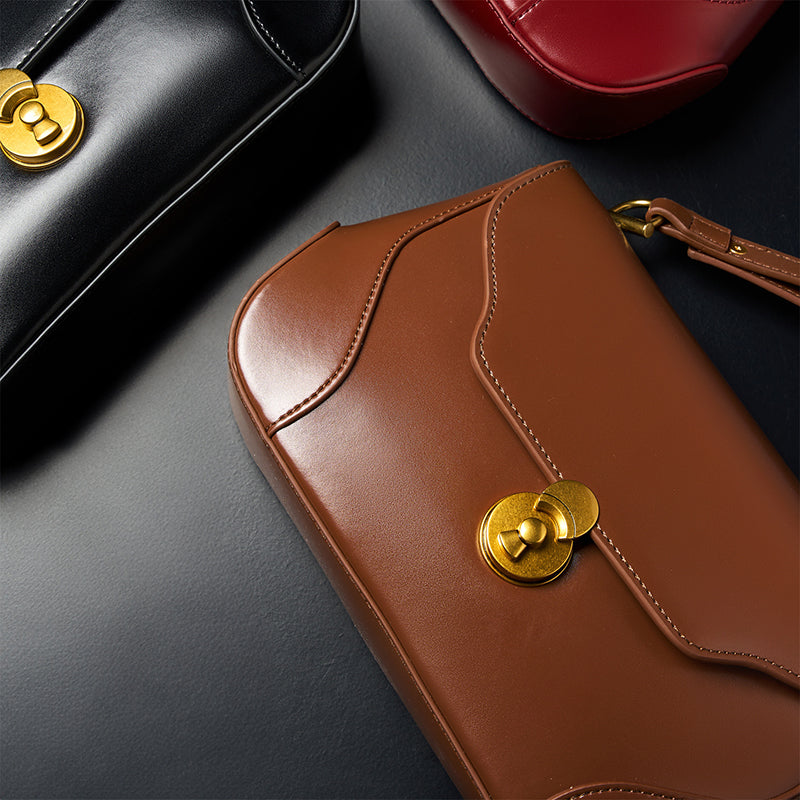 Women_sBrownMinimalistLeatherShoulderBagFlap_1