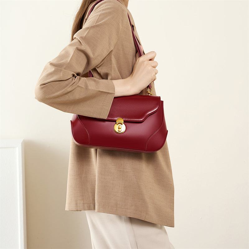 Women_s_Red_Minimalist_Leather_Shoulder_Bag_Flap_Bag_4