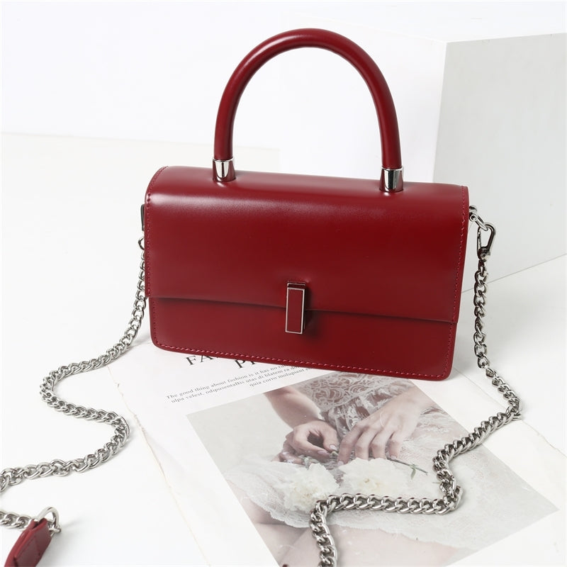 Women_s_Simple_Style_Red_Leather_Flap_Handbag_1