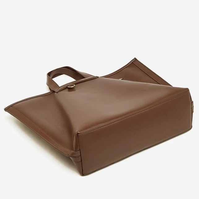 Brown Full-Grain leather bag bottom view