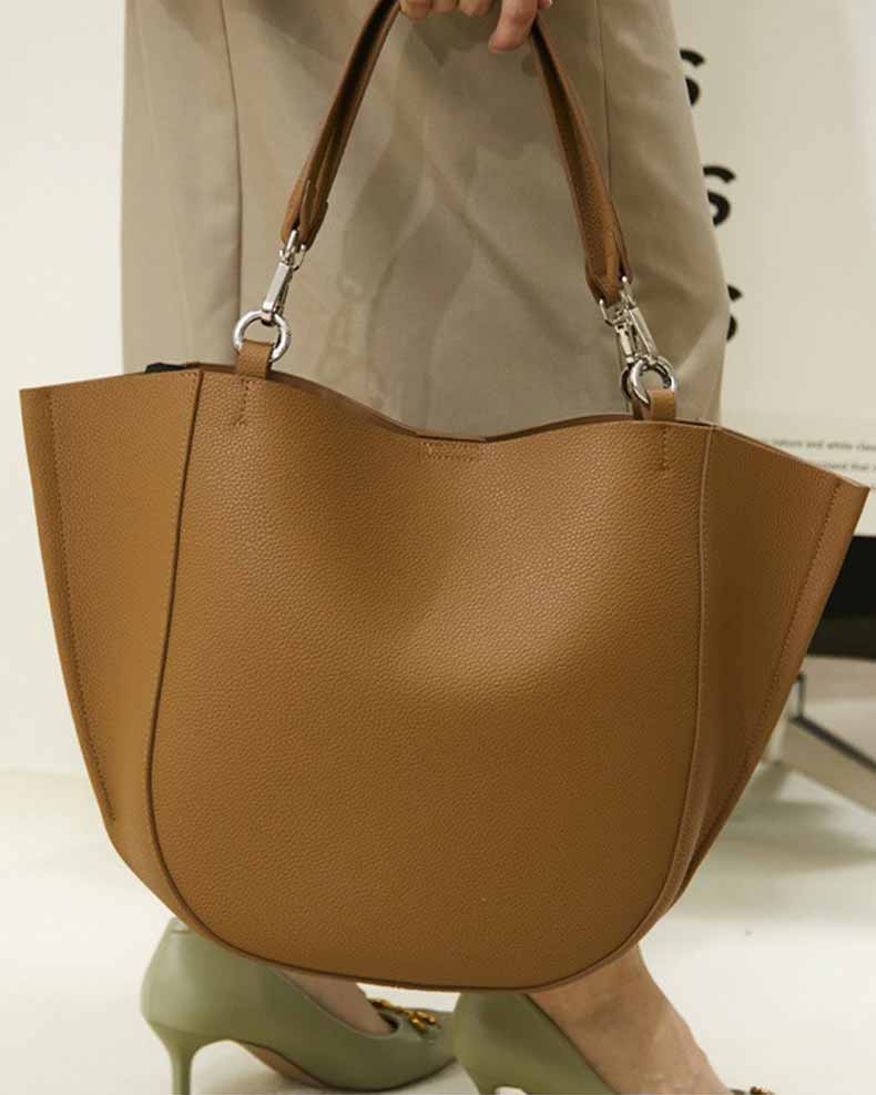 women brown Leather Tote Bag