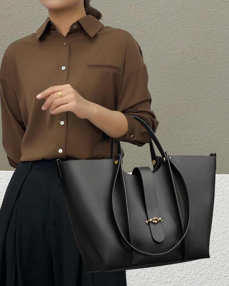 women black Genuine Leather Tote bag