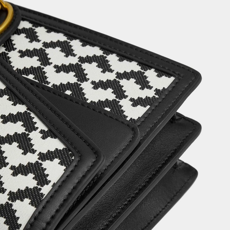 black_and_white_embroidery_heart_printed_flap_square_chain_shoulder_bags_11