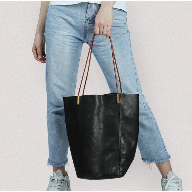 black_large_vegetable_tanned_leather_tote_bag_5__1jpgmst