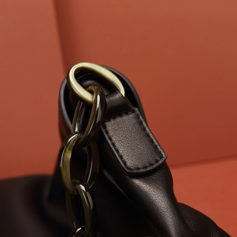 black_leather_flap_big_size_messenger_bag_chain_hobo_bags_11