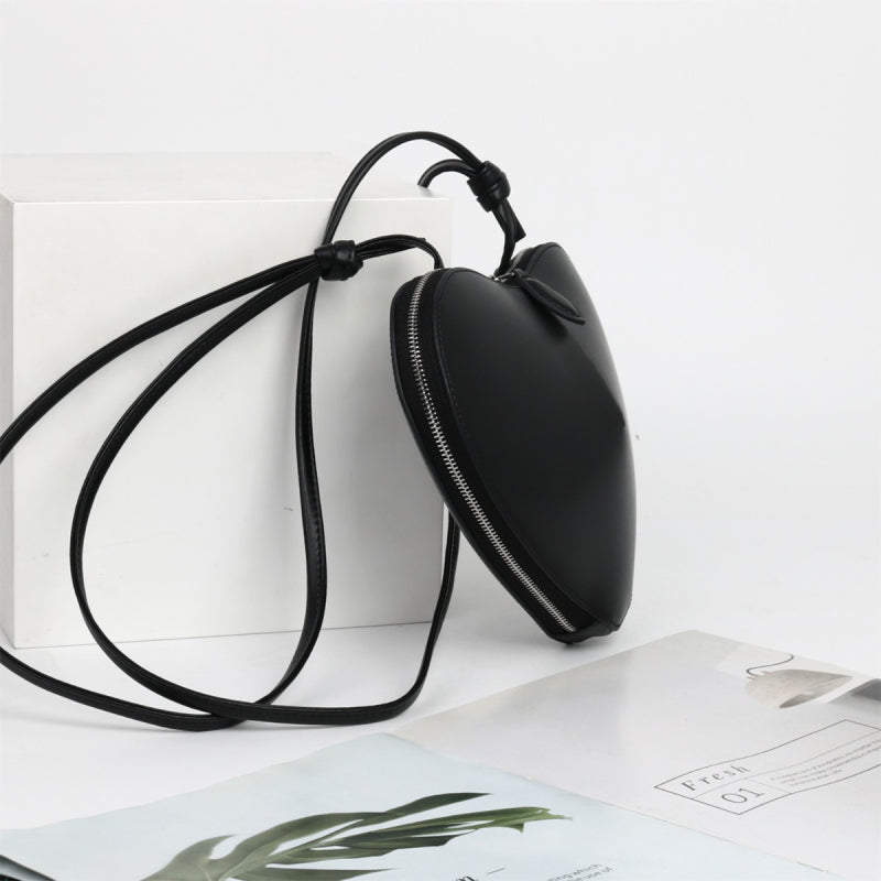 black_leather_heart_zipper_crossbody_mini_bags_9