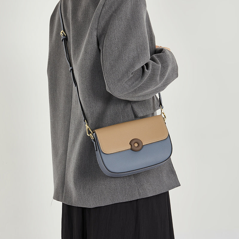 blue_leather_flap_saddle_bag_buckle_message_shoulder_bag_4