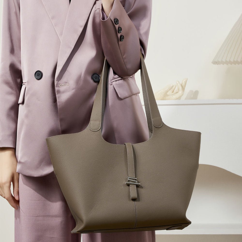 Genuine Leather Wind Chime Commuter Large Capacity Tote Bag |PRUSES - PRUSES