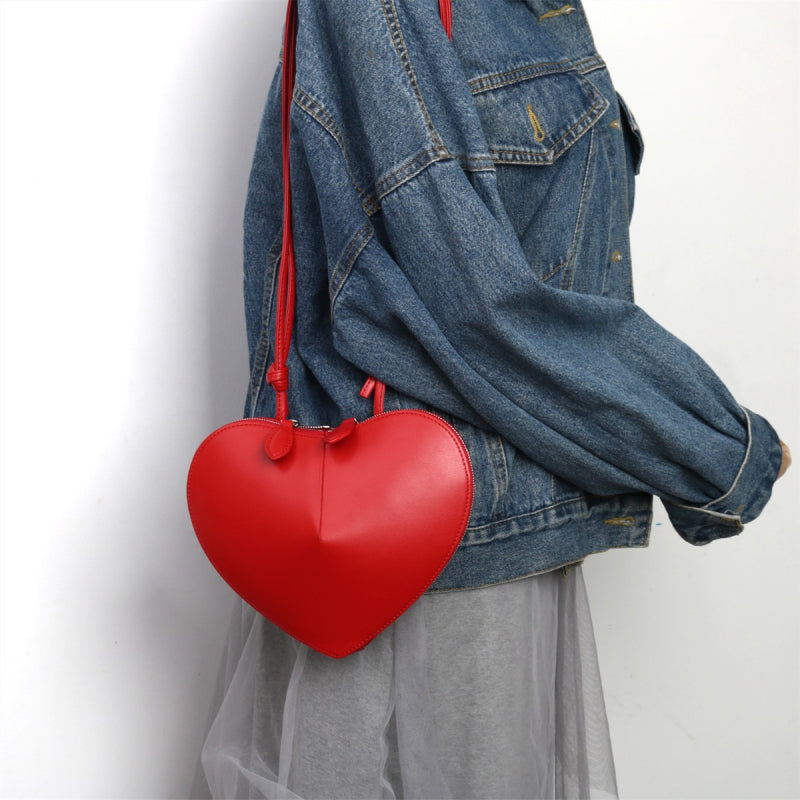 red_leather_heart_zipper_crossbody_mini_bags_3
