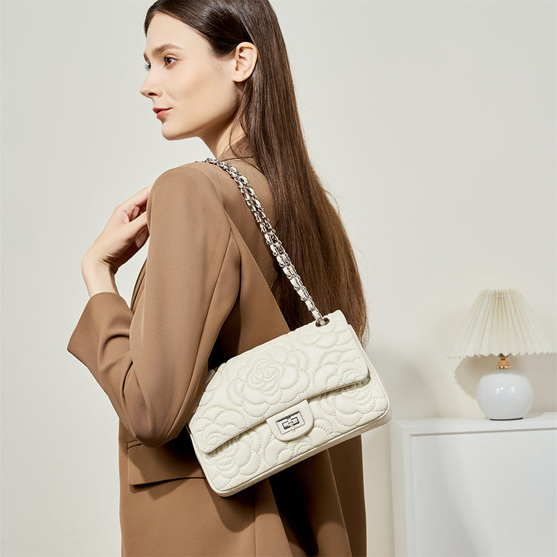 white_leather_flower_embossed_chain_bag_quilted_shoulder_bags_2