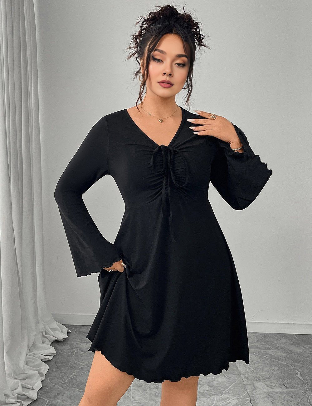 Women Plus Size Black Flare Sleeve Dress - PRUSES