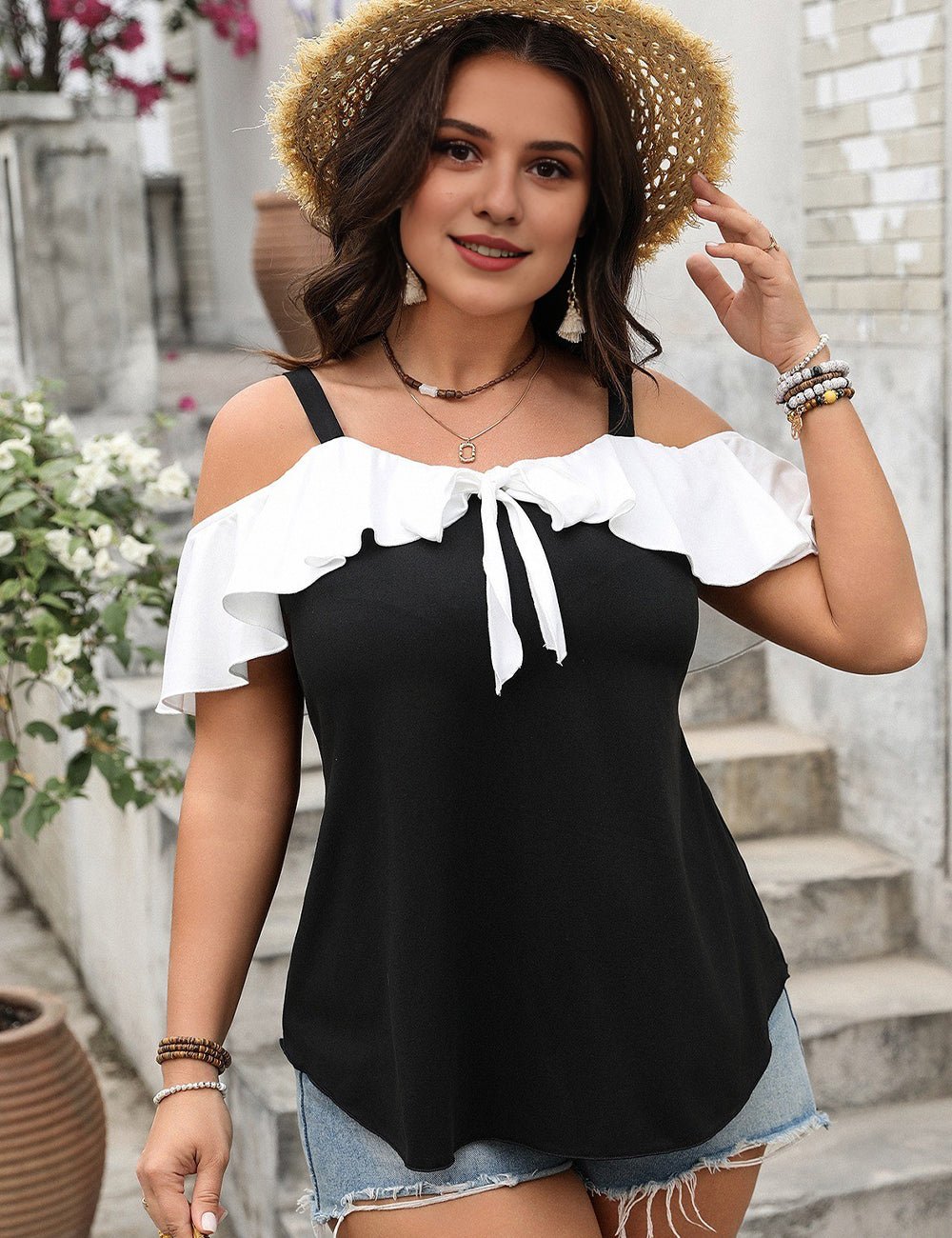 Women Plus Size Ruffled Contrast Short Sleeve Blouse - PRUSES