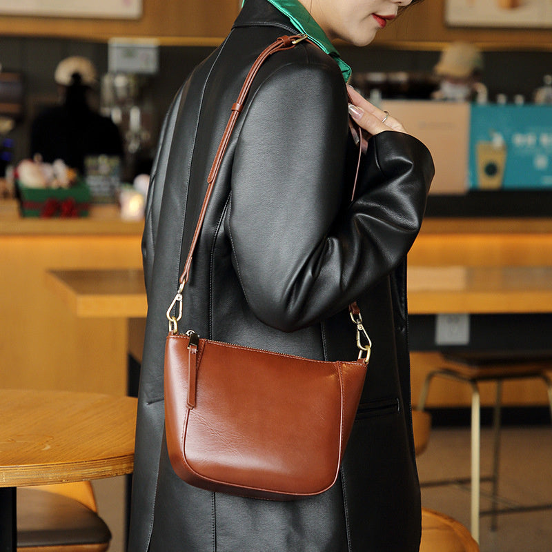 women_s_tan_leather_zipper_shoulder_mini_bags_2