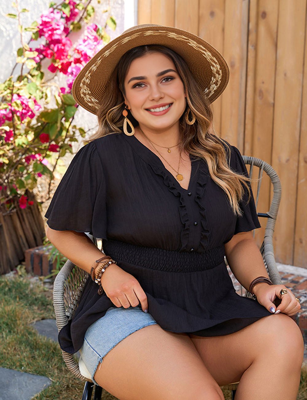 Womens Plus Size V Neck Black T Shirt | PRUSES - PRUSES