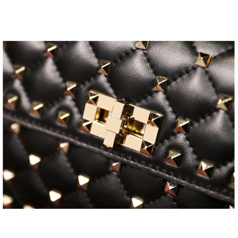 Black_Rockstud_Leather_Quilted_Handbags_Foldover_Crossbody_Chain_Bags_4