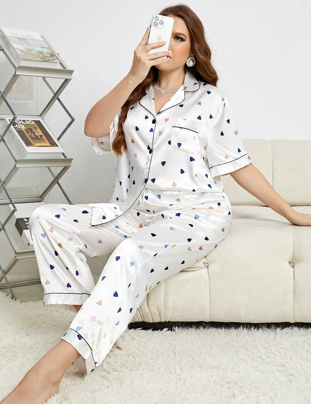 Women Plus Size Heart Print Satin Short Sleeve Pajamas