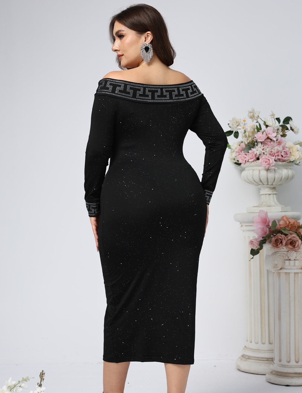 Women Plus Size Black Off-Shoulder Long Sleeve Bodycon Dress