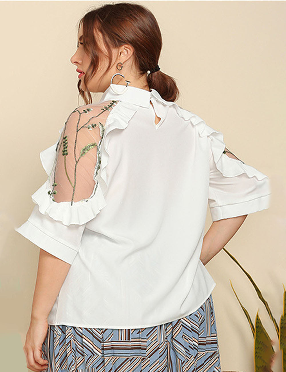 Women_Plus_Size_Embroidered_Ruffle_Trim_Collared_Half_Sleeve_Blouse_7