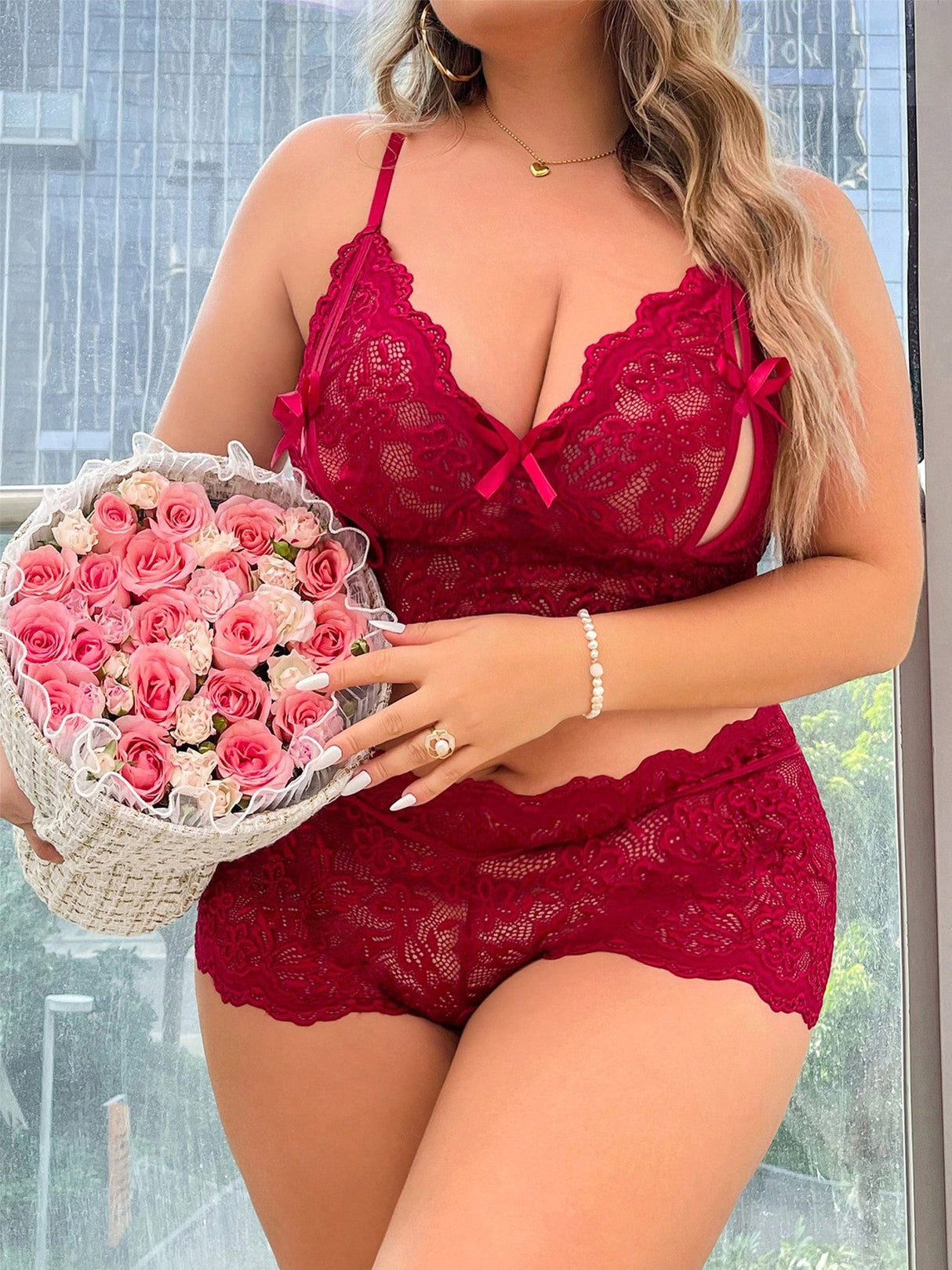 Women Plus Size Erotic Lace Cut-Out Bra Set | PRUSES