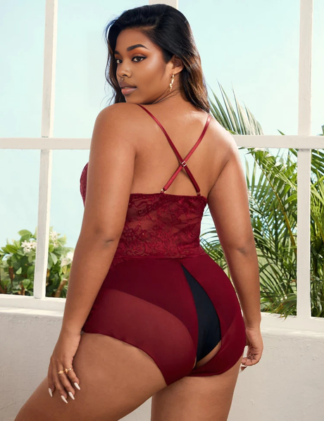 Women Plus Size Exquisite Lace Sleeve Teddy Bear-2