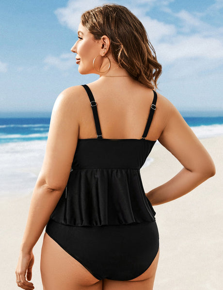Women Plus Size Front Cutout Two-Piece Swimsuit2