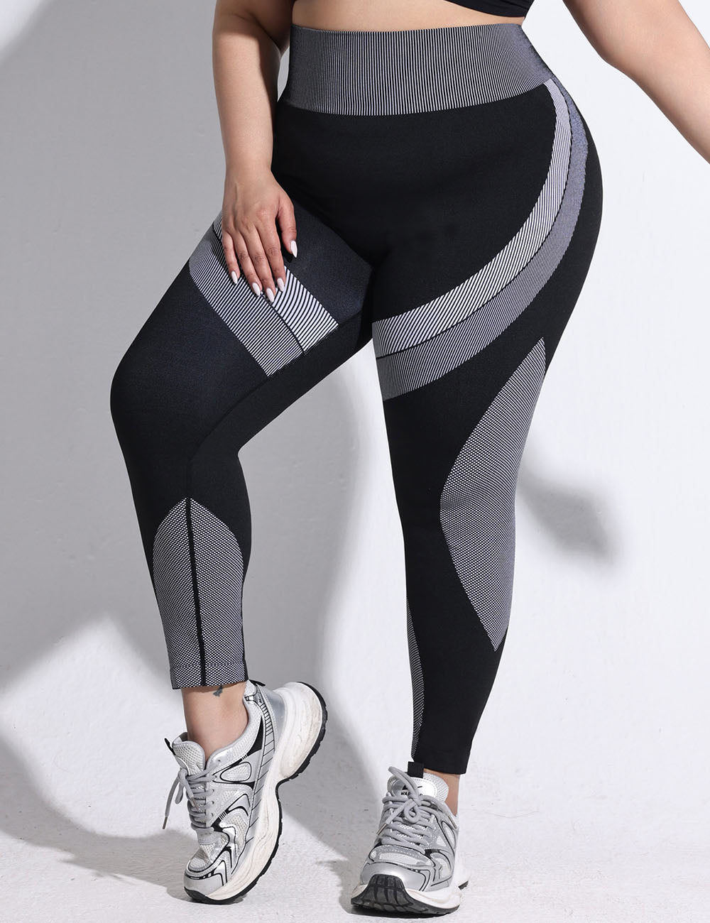 Women_Plus_Size_Seamless_Scrunch_Legging_Yoga_Pants_PRUSES_6