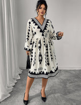 Women Plus Size V-Neck Puff Sleeve Printed Midi Dress