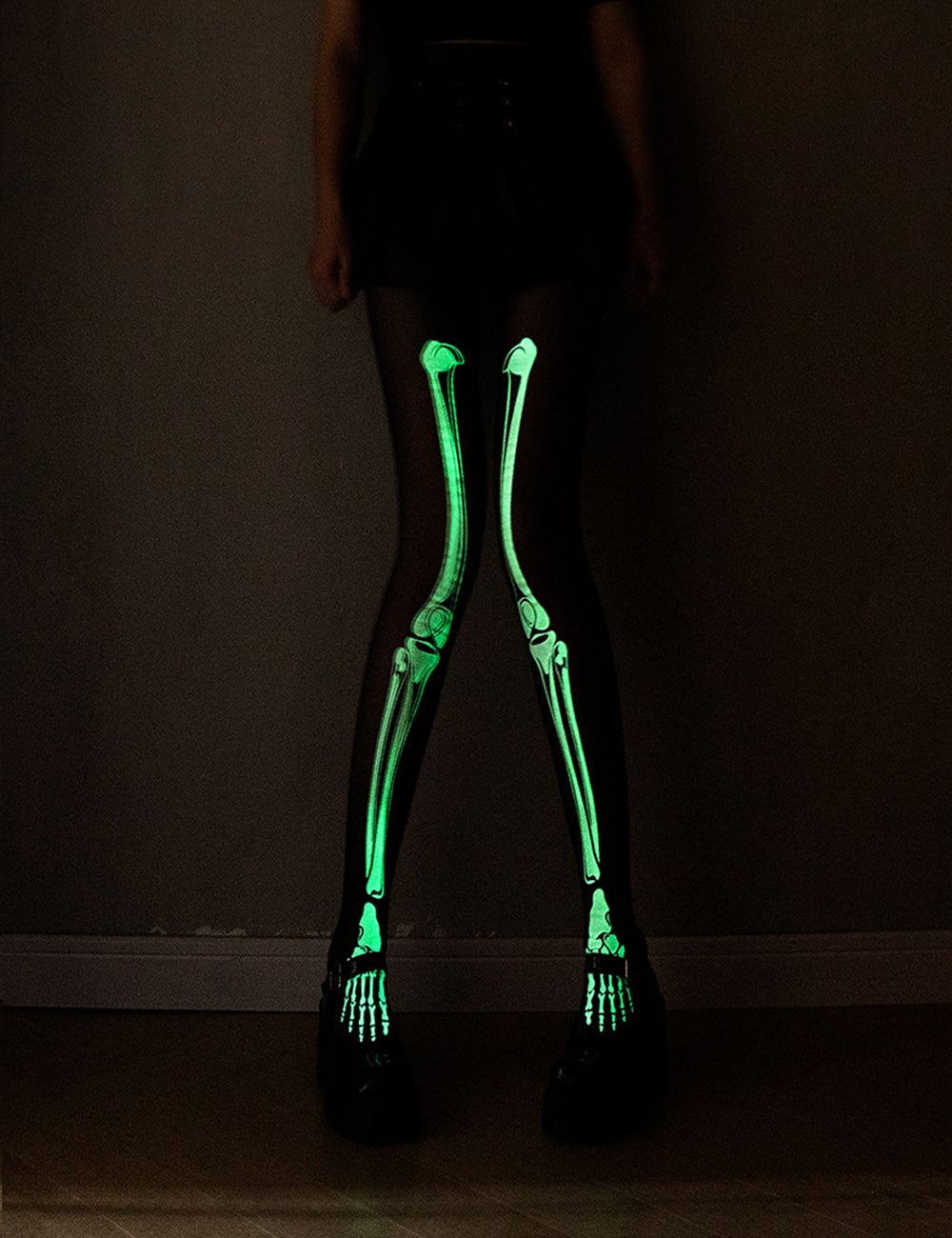 Women Weird Skeleton Halloween Theme Novel Fashion Luminous Horror Socks-6