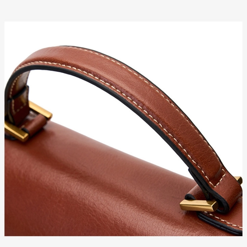 Women_s_Brown_Leather_Vintage_Flap_Shoulder_Message_Bag_2