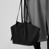 Large Capacity Genuine Leather Bat Carrying Wing Tote Bag | PRUSES - PRUSES