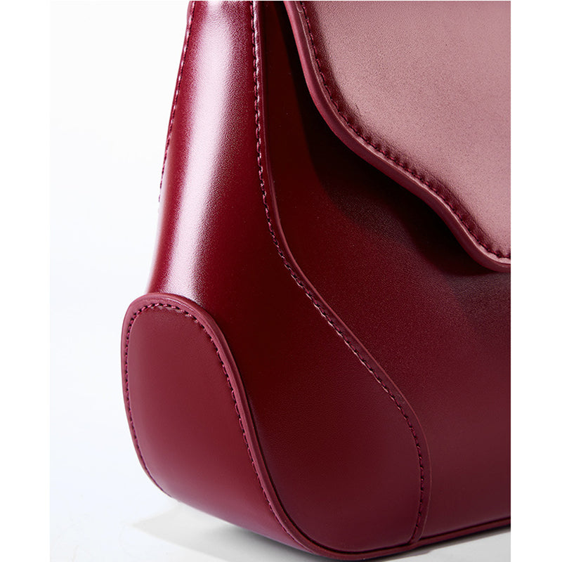 Women_s_Red_Minimalist_Leather_Shoulder_Bag_Flap_Bag_2