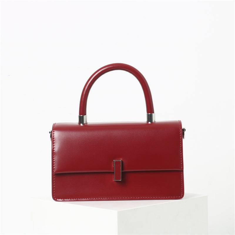Women_s_Simple_Style_Red_Leather_Flap_Handbag