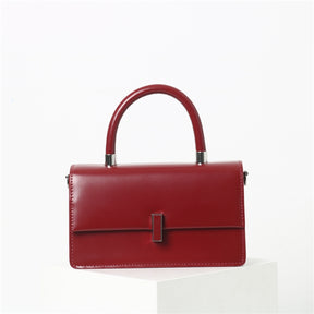 Women_s_Simple_Style_Red_Leather_Flap_Handbag