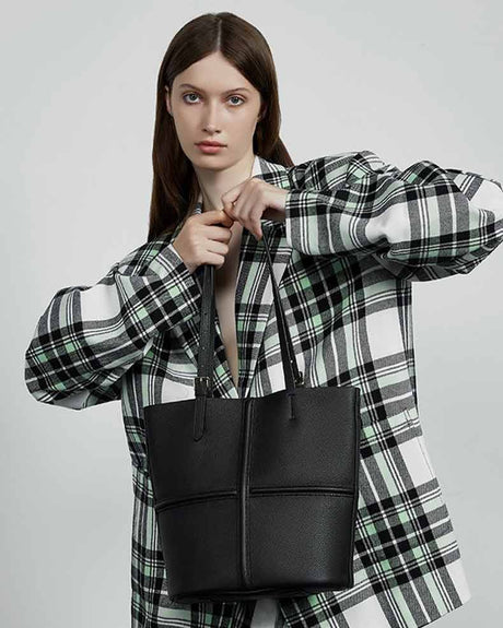 Women's black Leather Commuter Tote Bag 