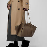 Large Capacity Genuine Leather Bat Carrying Wing Tote Bag | PRUSES - PRUSES