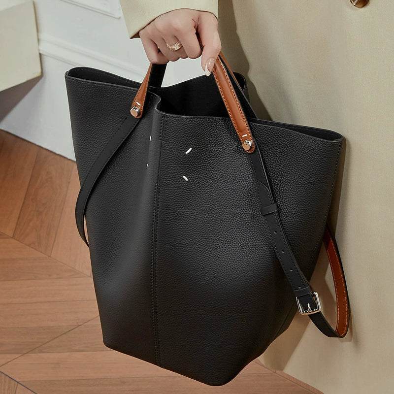 Women's BLACK Genuine Leather Large Capacity Bucket Bag 