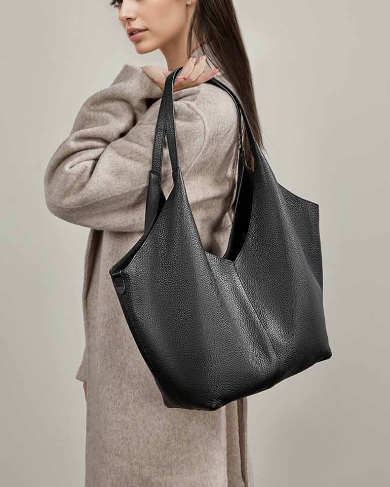 Women's blackLeather Slouchy Hobo Bag