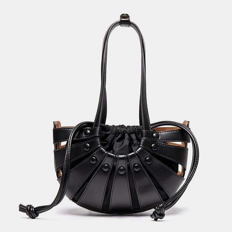 black_hollow-out_basket_bag_beach_bags_crossbody_purse_4