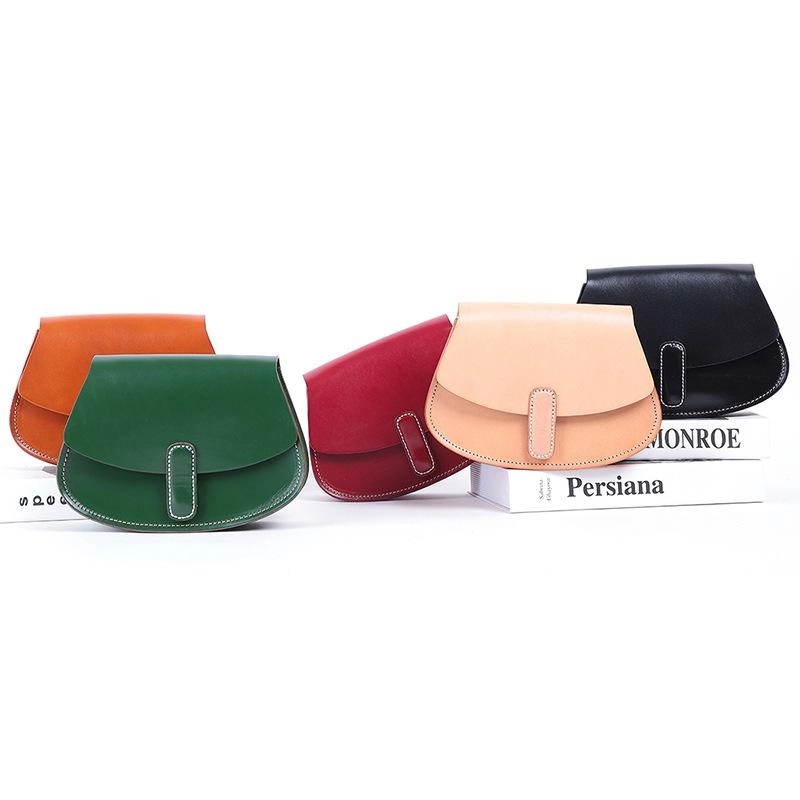 black_leather_flap_half-circle_saddle_bags_crossbody_bag_2