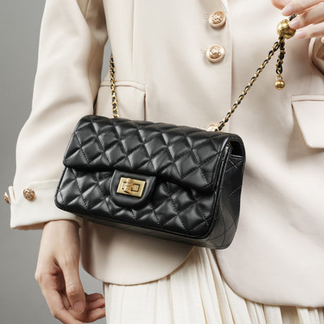 black_leather_square_quilted_chain_bag_flap_crossbody_bags_for_women_3