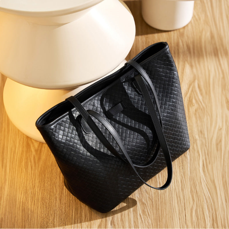 black_leather_woven_oversized_tote_bags_shoulder_bag_for_work_5