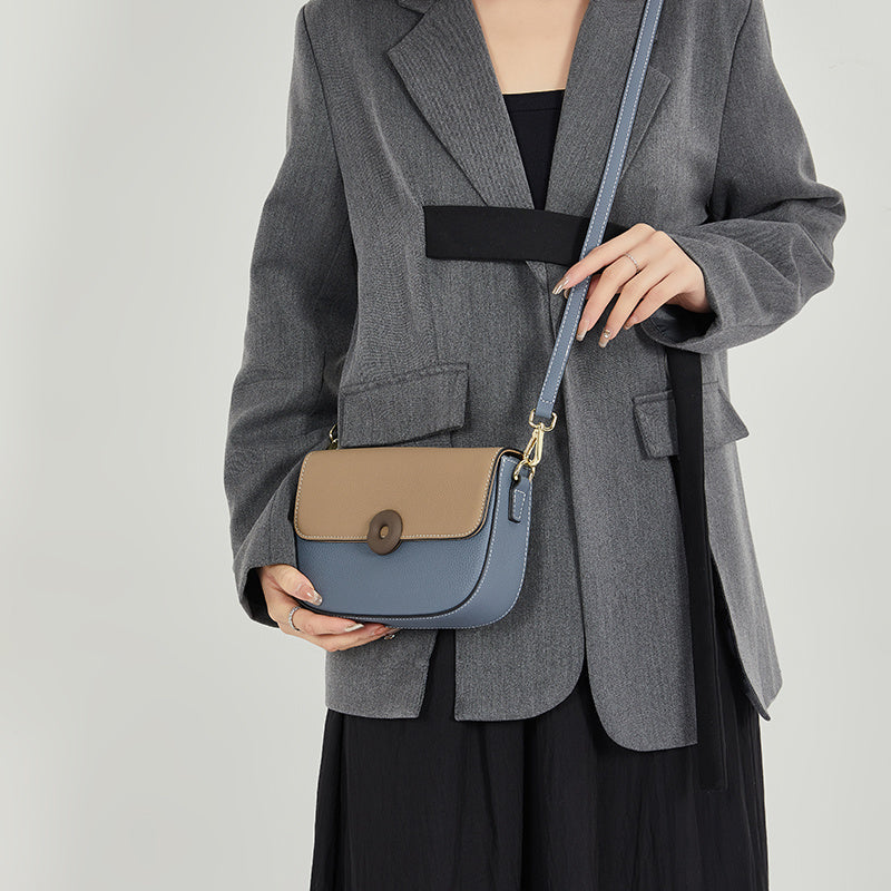 blue_leather_flap_saddle_bag_buckle_message_shoulder_bag_1